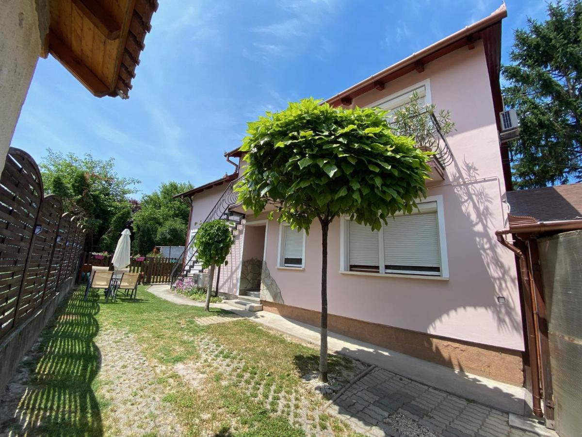 Do-Ti Apartmanhaz Balatonlelle Bagian luar foto